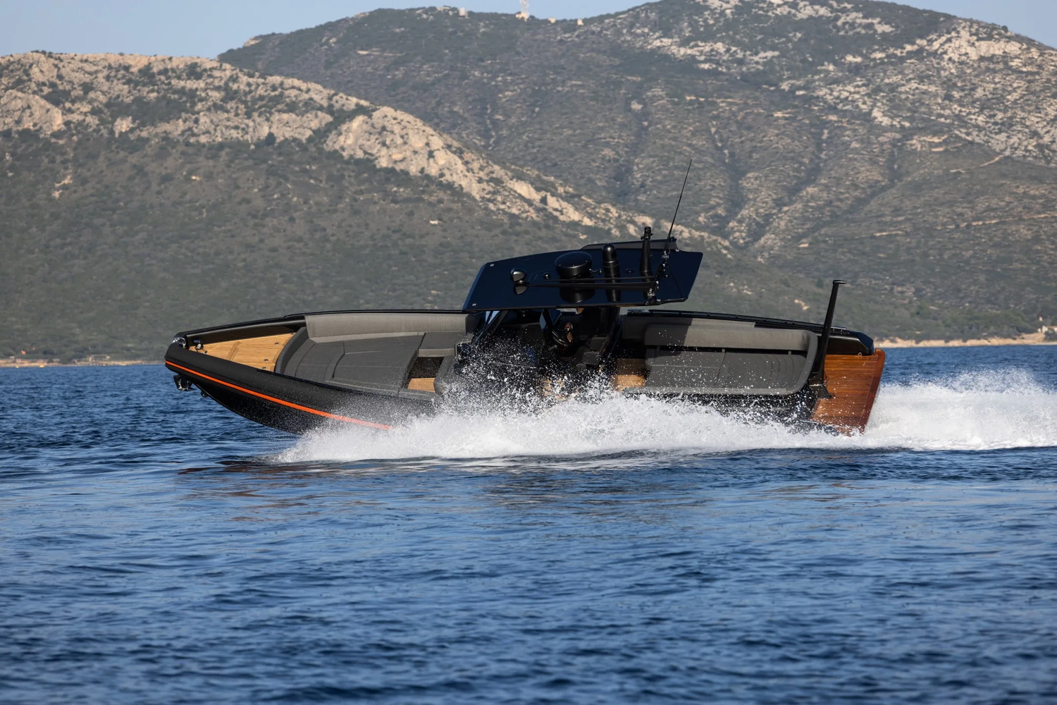 Novamarine Black Shiver 100